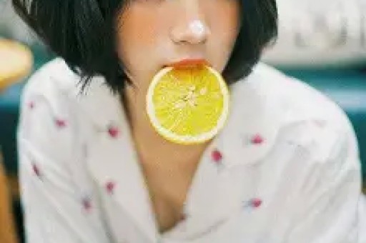 关之琳：背了那么多年高尔夫球的黑锅终于被刘銮雄给澄清了