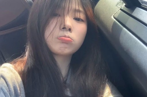 知名演员无戏可拍与妻子直播吵架闹离婚卖房也还不起房贷